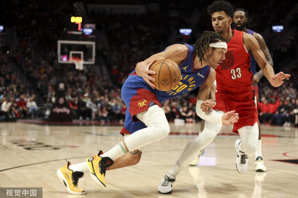 足球迷们见 足球迷们见